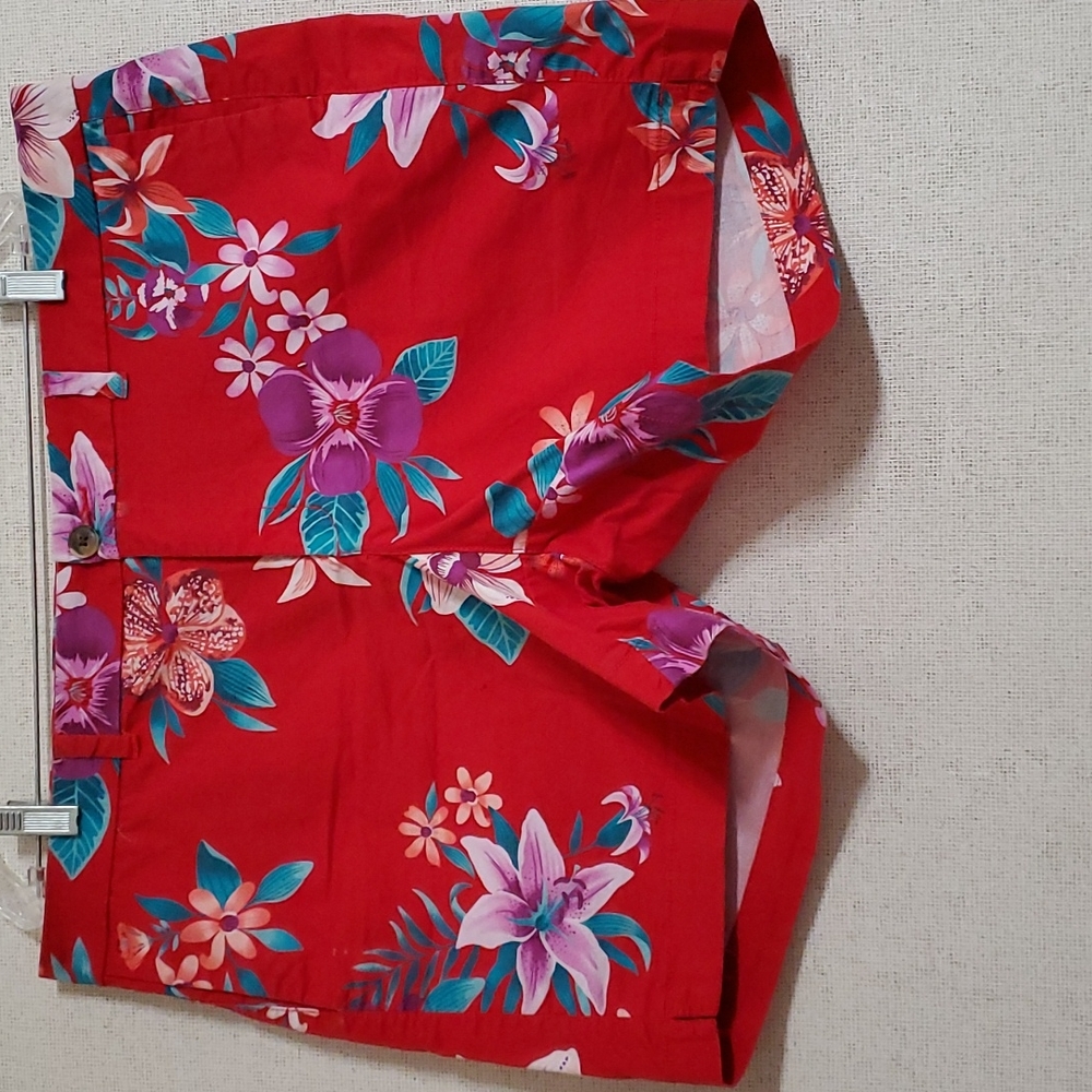 OLD NAVY women floral red short 16
